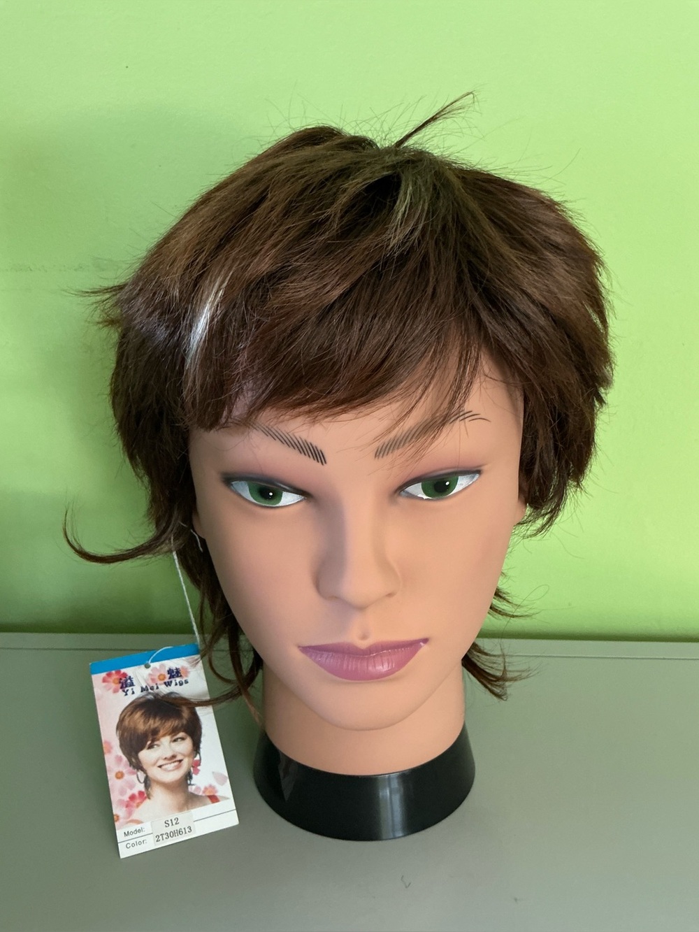 NWT Yi Mei Brown Short Wig Style S12 / Color 2T3OH613